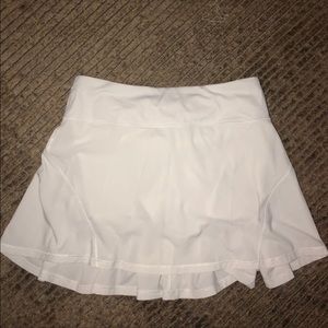 Lululemon white tennis skirt